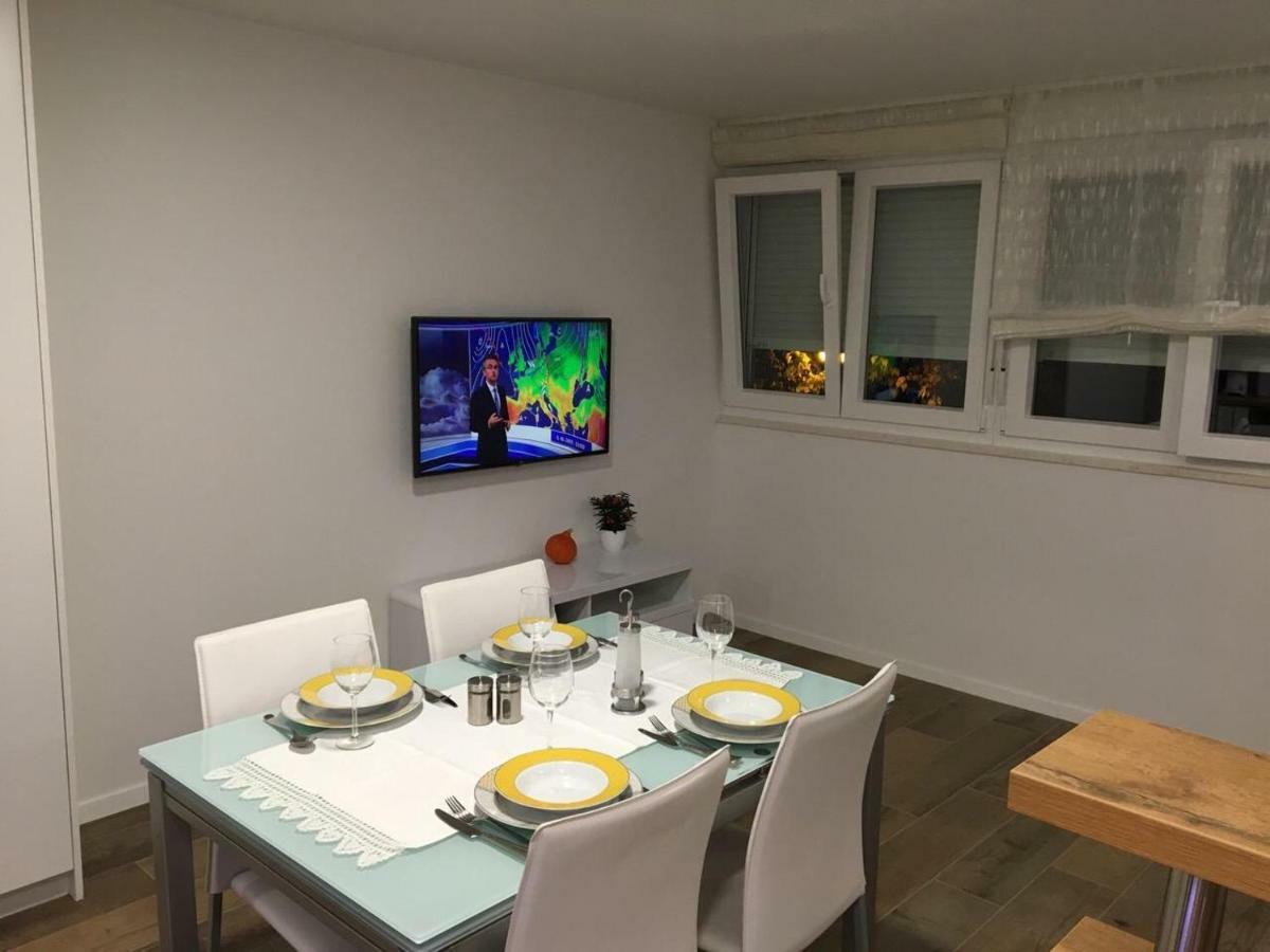 Narnia Lägenhet Split Exteriör bild